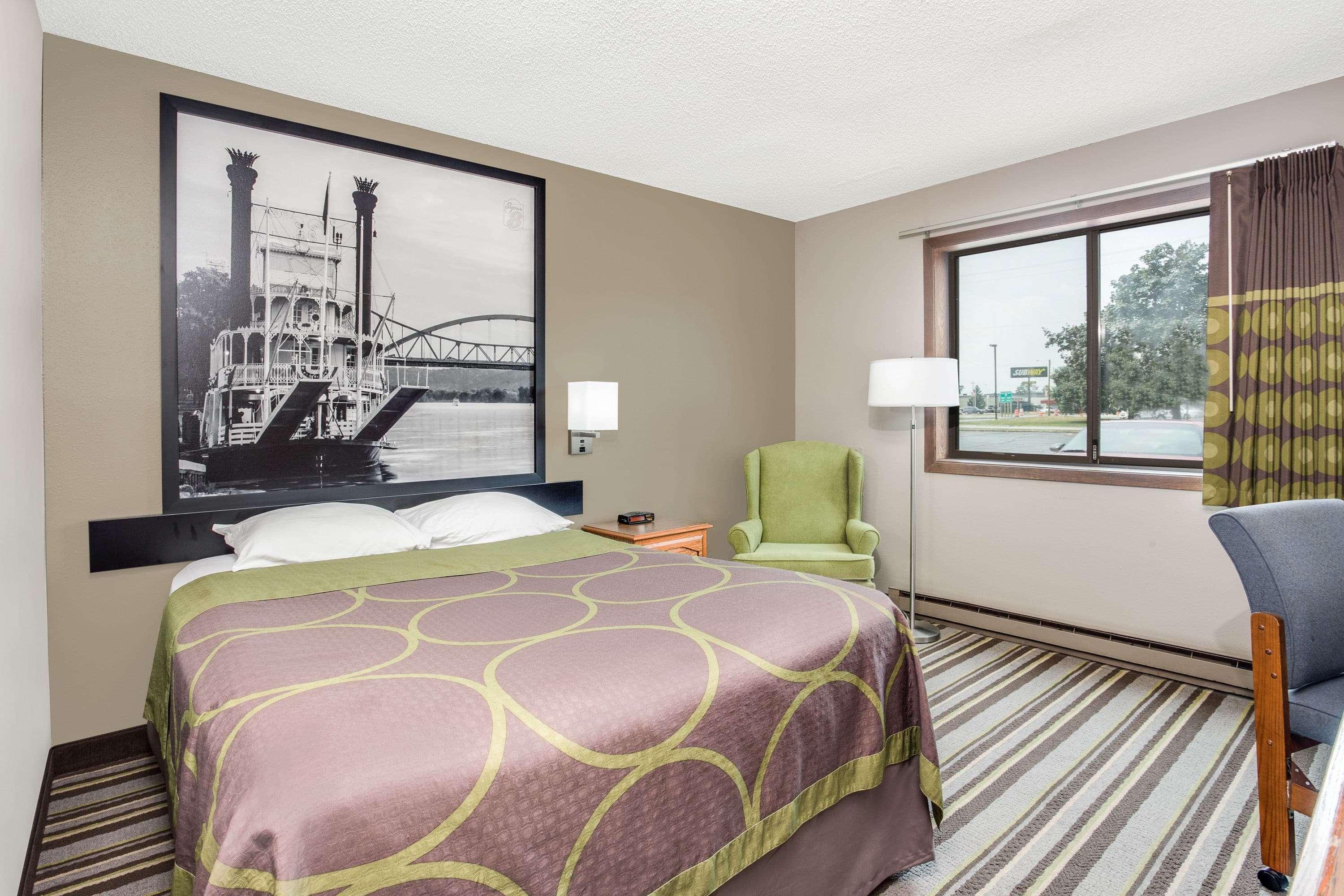 Super 8 By Wyndham Green Bay Near Stadium Extérieur photo
